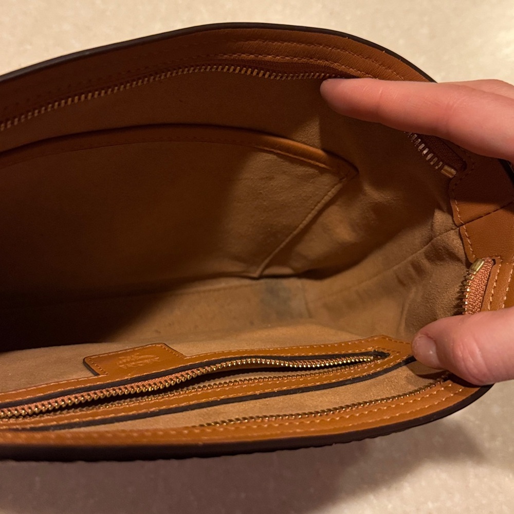 MCM Aren Visetos Shoulder Bag Crossbody Handbag in Cognac Very Good Condition - Picture 11 of 15
